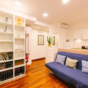  Apartment Residenza Le Mura 2 Italy